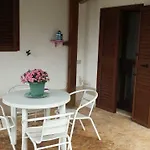 Lilla אוסטוני